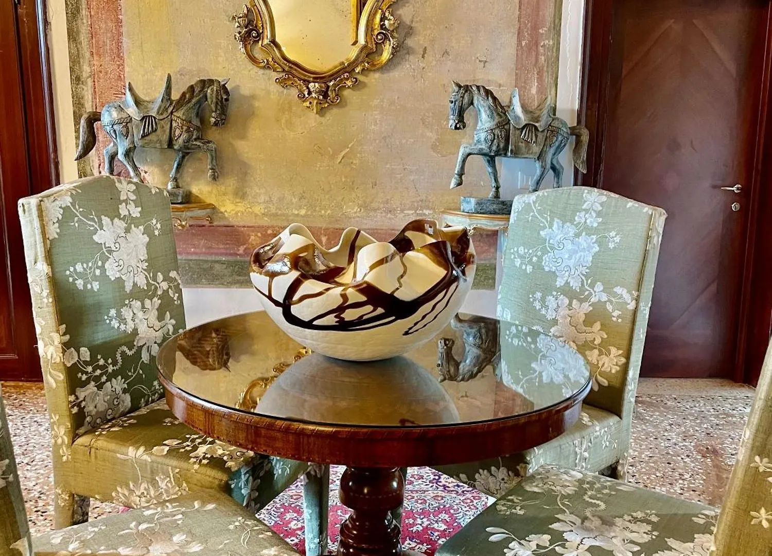 Console Palais Hotel Venice